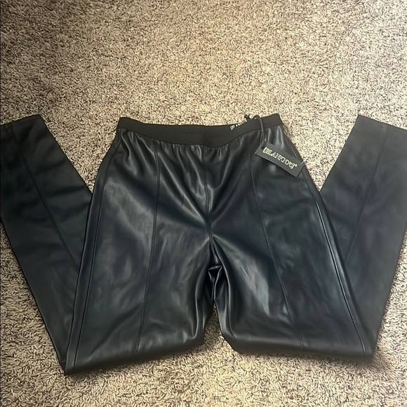 Blank NYC Jet Black Leatherette Trousers - Picture 1 of 4